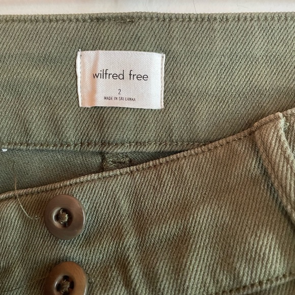 Aritzia Wilfred free modern utility cargo pants, dark olive, size 2. - Picture 6 of 6